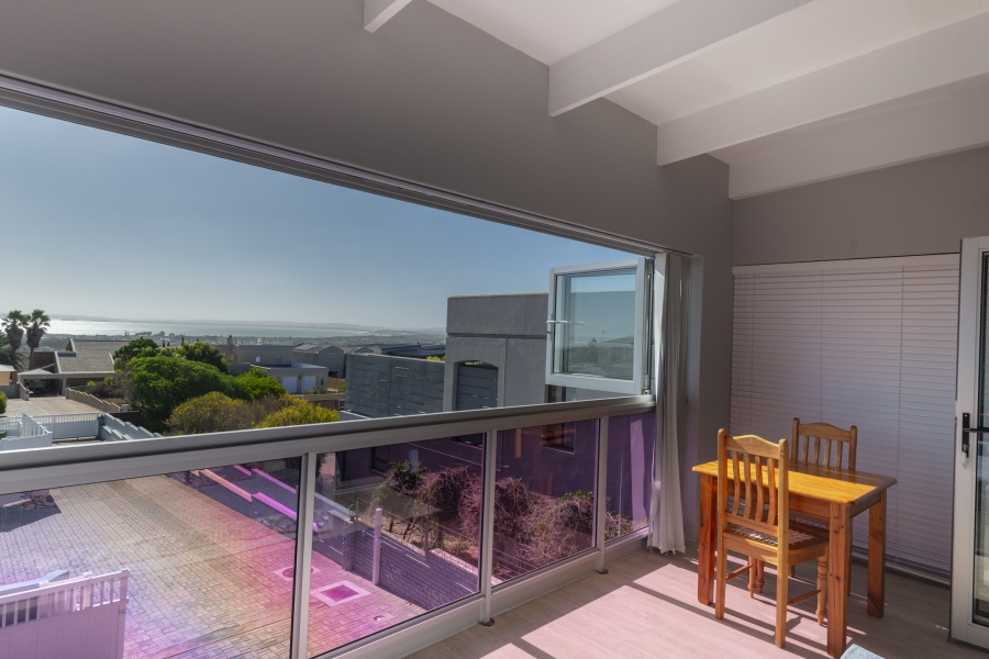 3 Bedroom Property for Sale in Myburgh Park Western Cape